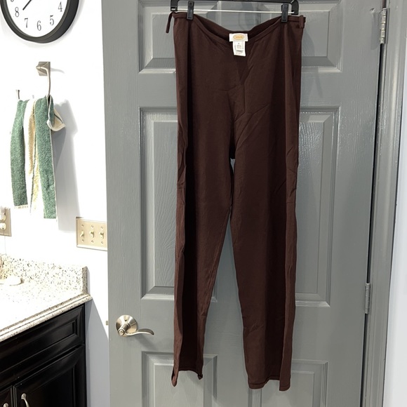 Talbots Lightly Knit Leisure Outfit - Picture 5 of 8